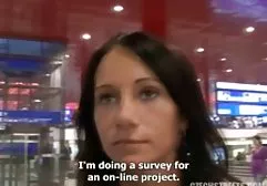 البيض موقع سكس امهات مترجم عربي