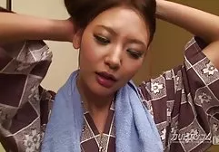 زوجة افلام سكس اجنبي مترجم امهات و 4 أصابع.
