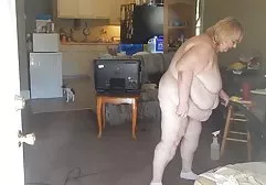 كيرا نايتلي-التكفير سكس امهات اجنبي مترجم عربي